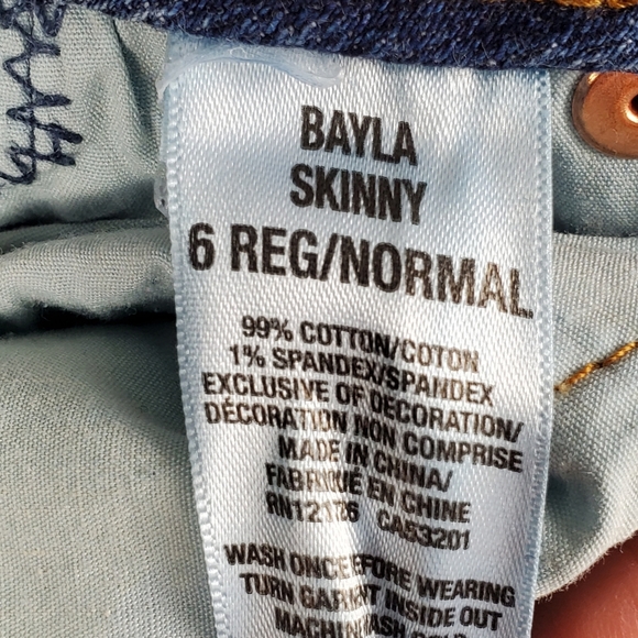Aeropostale Bayla Skinny Jeans Womens 6 Reg Distressed Knee Patches 30x31 - Picture 7 of 10